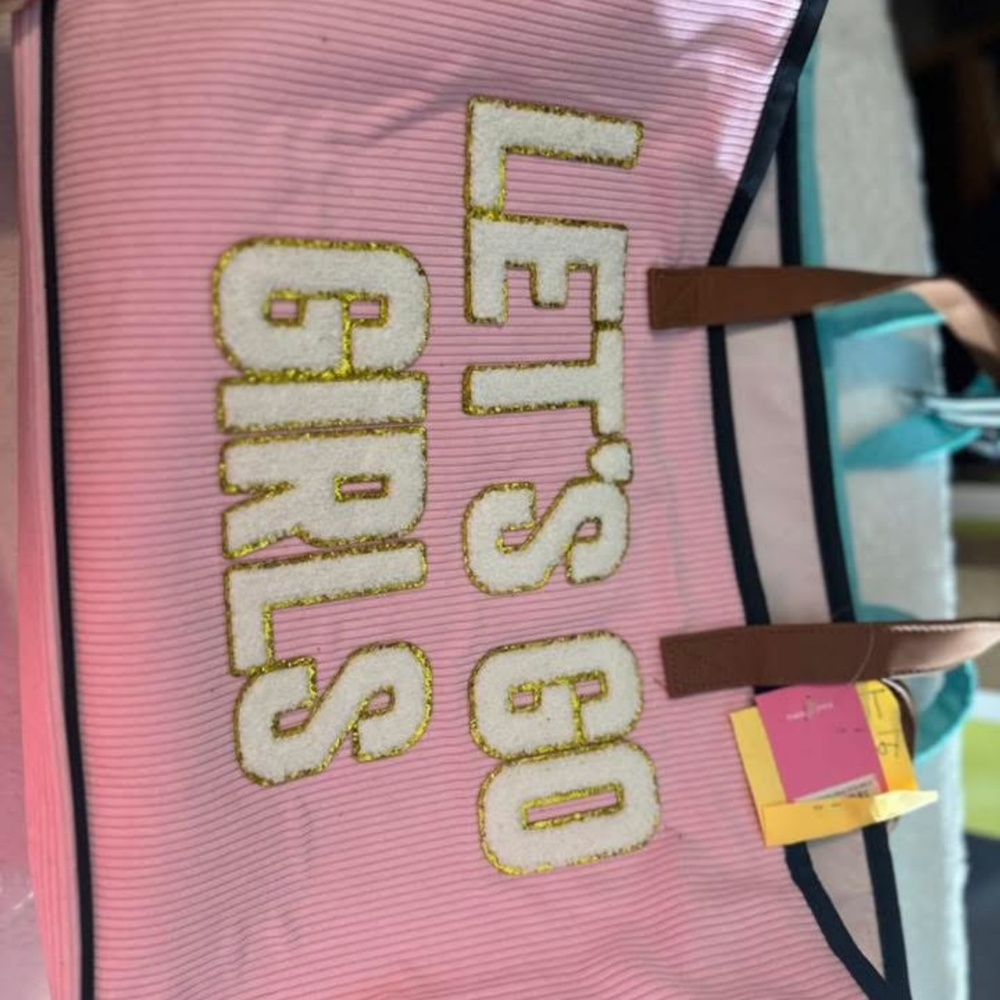 Simply southern tote